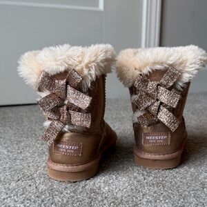 Fur boots